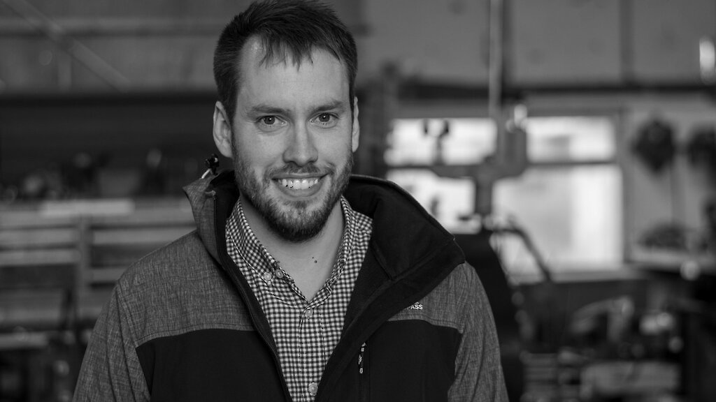 Kenneth Dart, Operations Manager